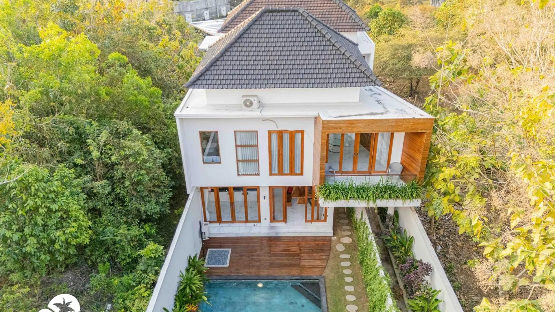 Villa 4R Uluwatu