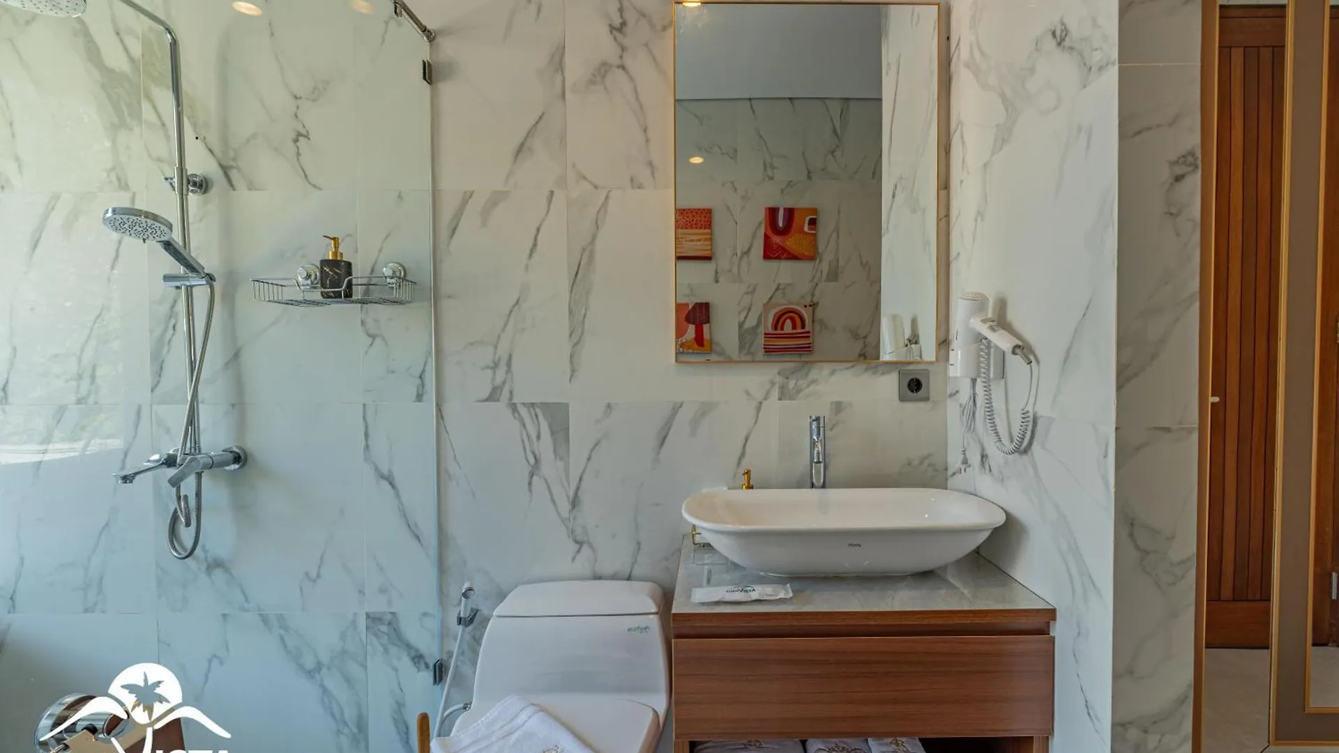 Villa 4R Uluwatu  Indonesia